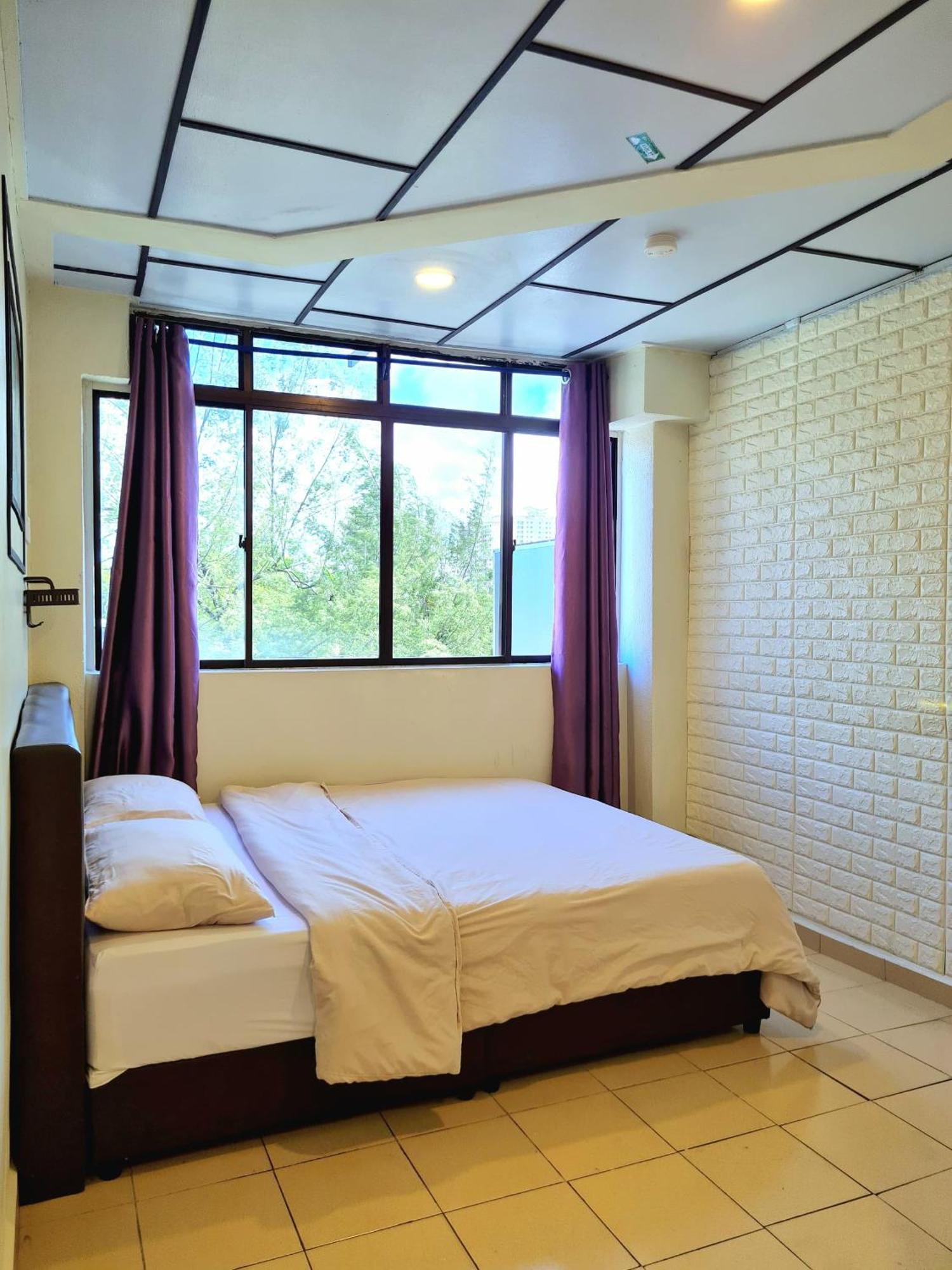 Pine Lodge By Evr Previously Yss Indrawasih Perai Exterior foto